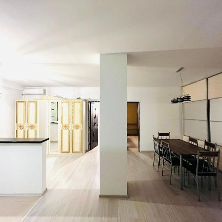 Confortmodern Flat3 Rooms Bákó Kültér fotó